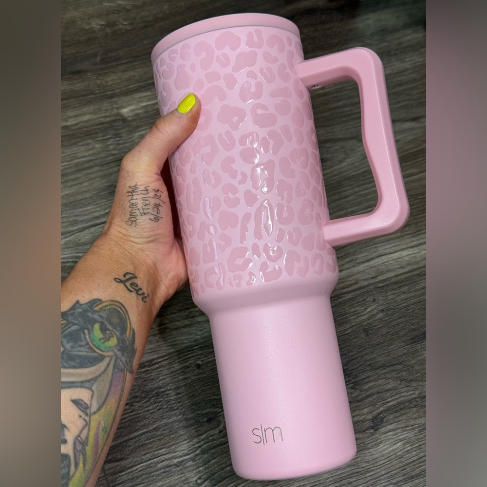 Simple Modern Pink Cheetah